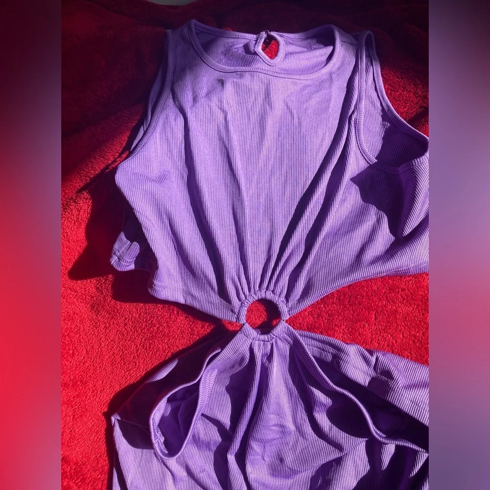 Split Dress - Picture 3 of 3